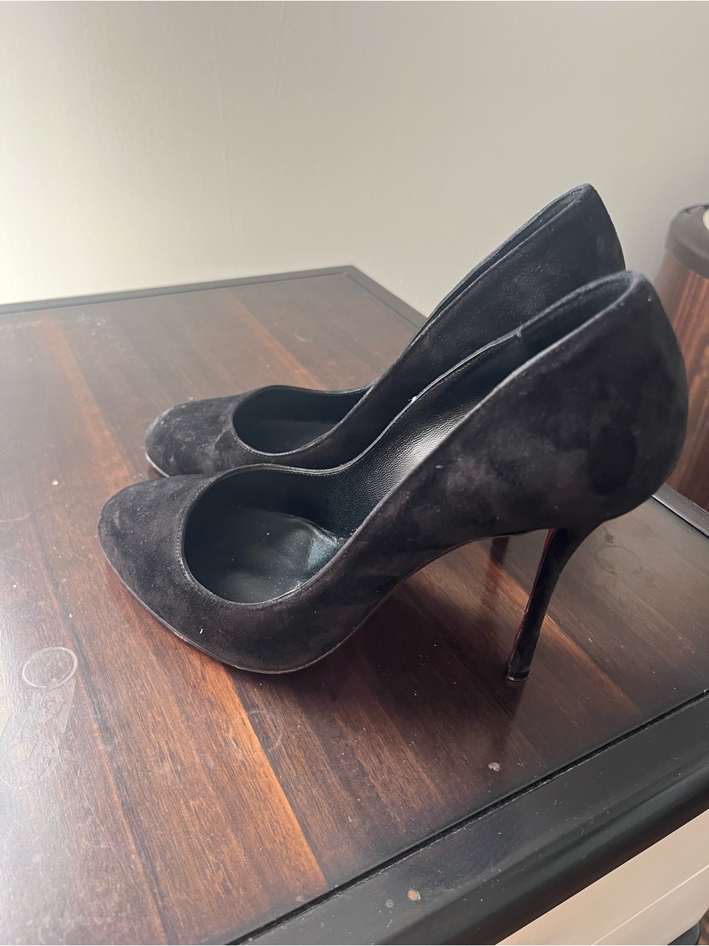 Christian loubitons dolly pump 38.5